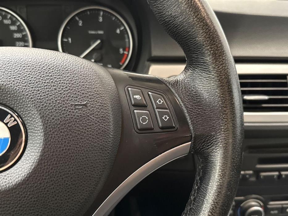 BMW 318 2008