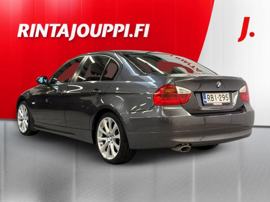 BMW 318 2008