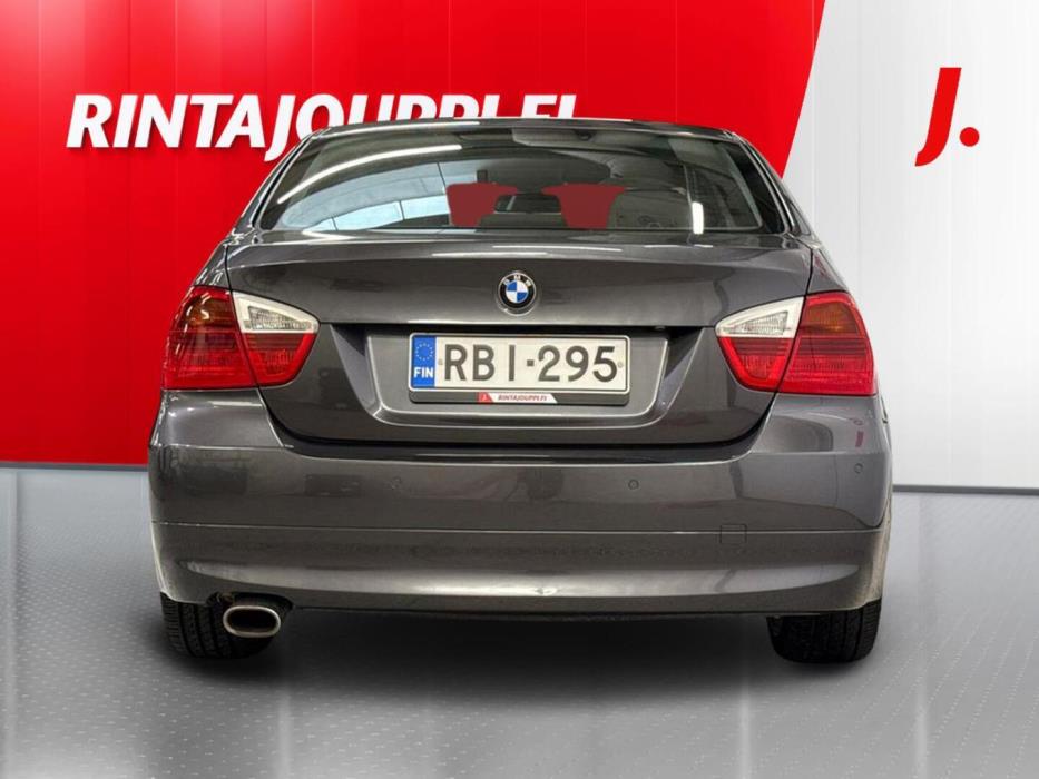 BMW 318 2008