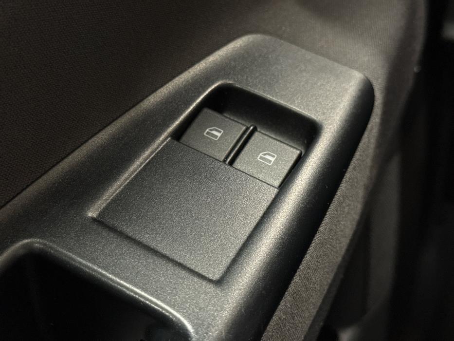 VOLKSWAGEN Polo 2003