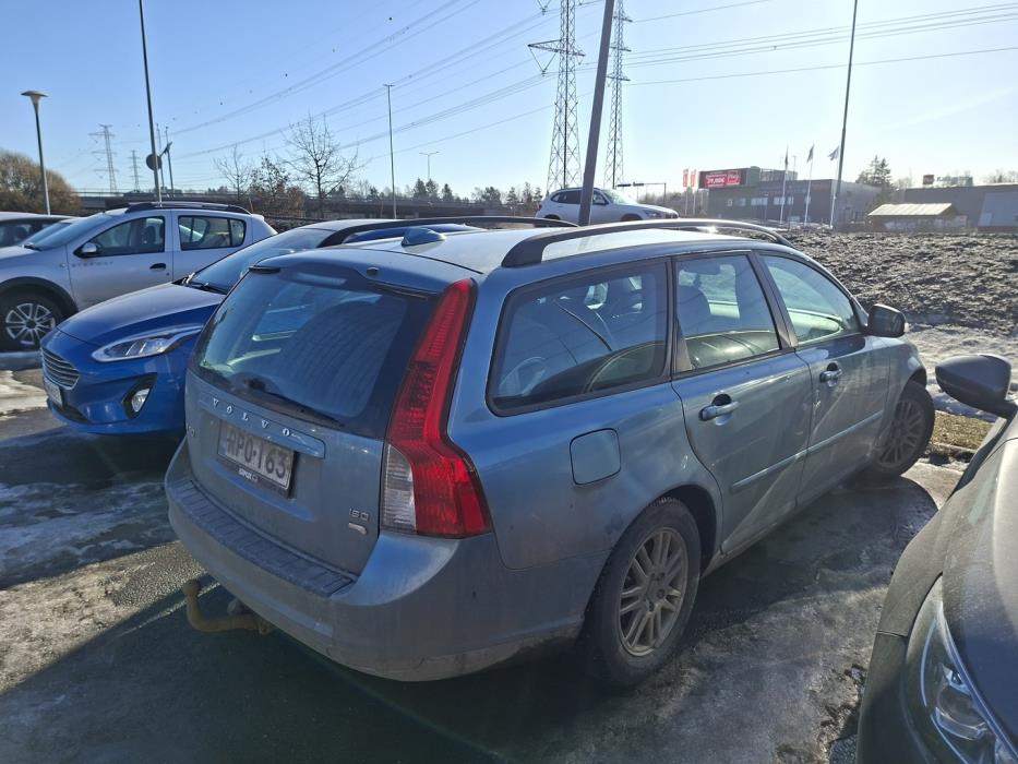 VOLVO V50 2010
