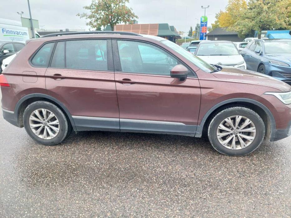 VOLKSWAGEN Tiguan 2022