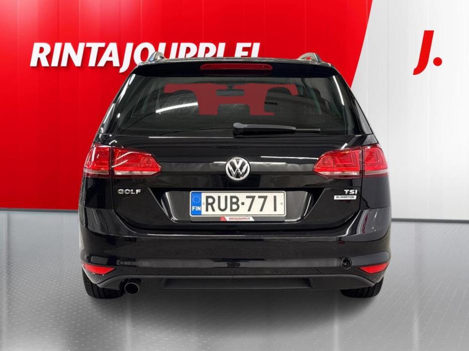 VOLKSWAGEN Golf 2015