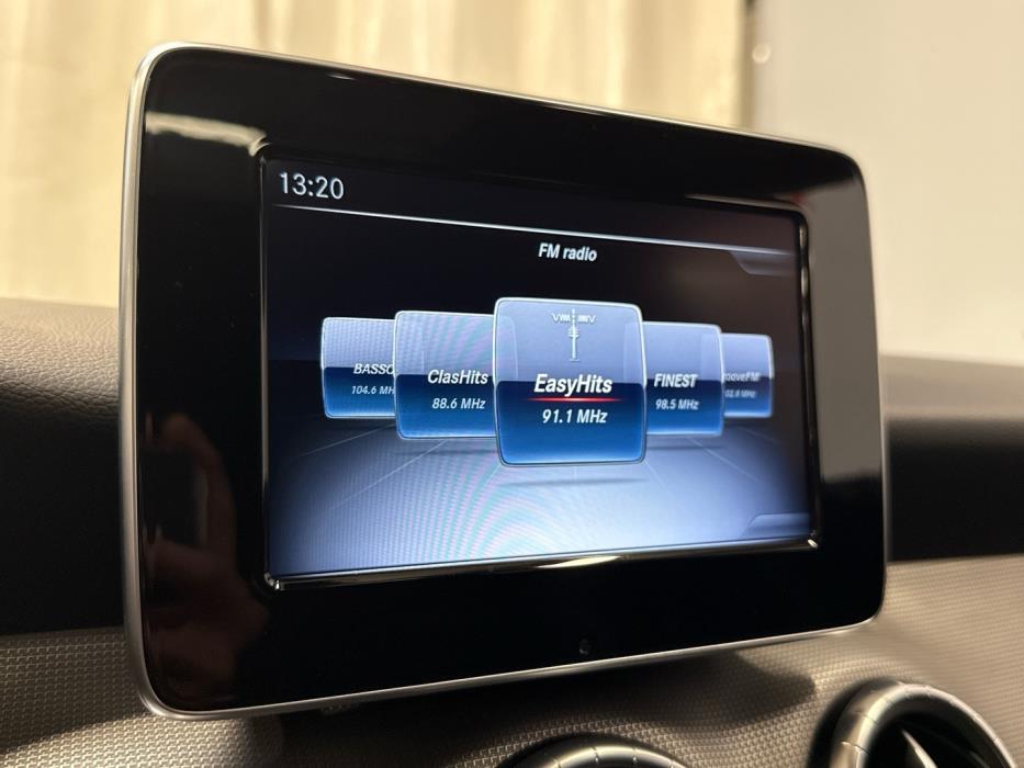 MERCEDES-BENZ CLA 2018