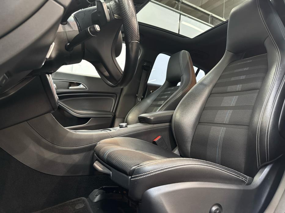 MERCEDES-BENZ CLA 2018