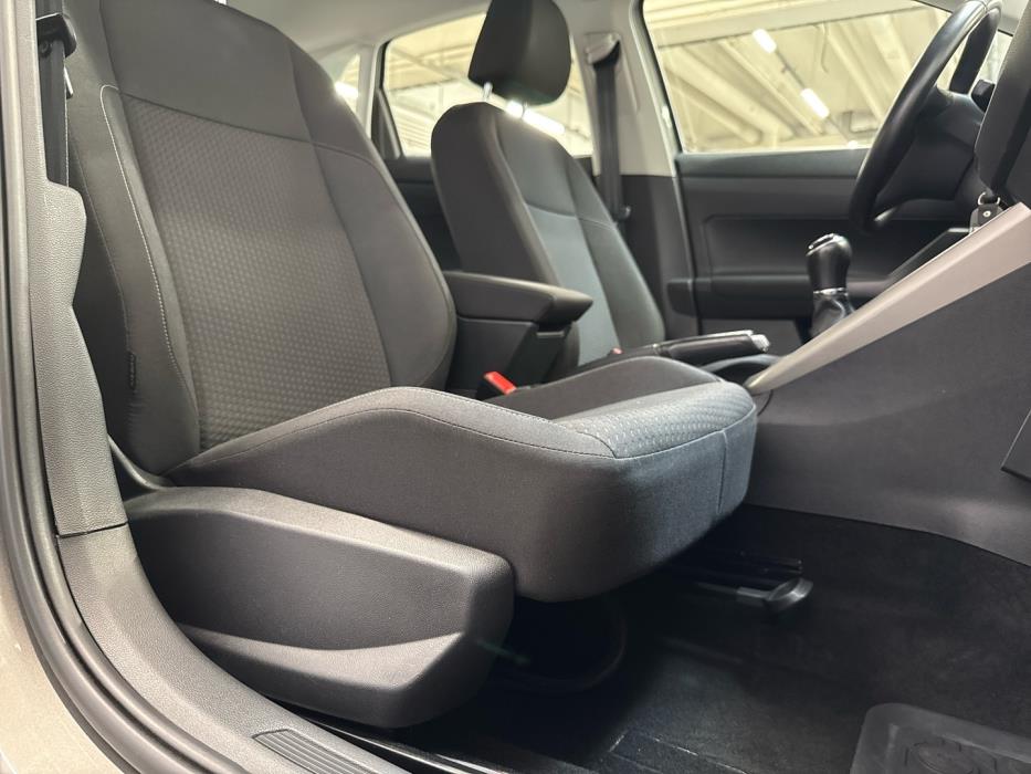 VOLKSWAGEN Polo 2020