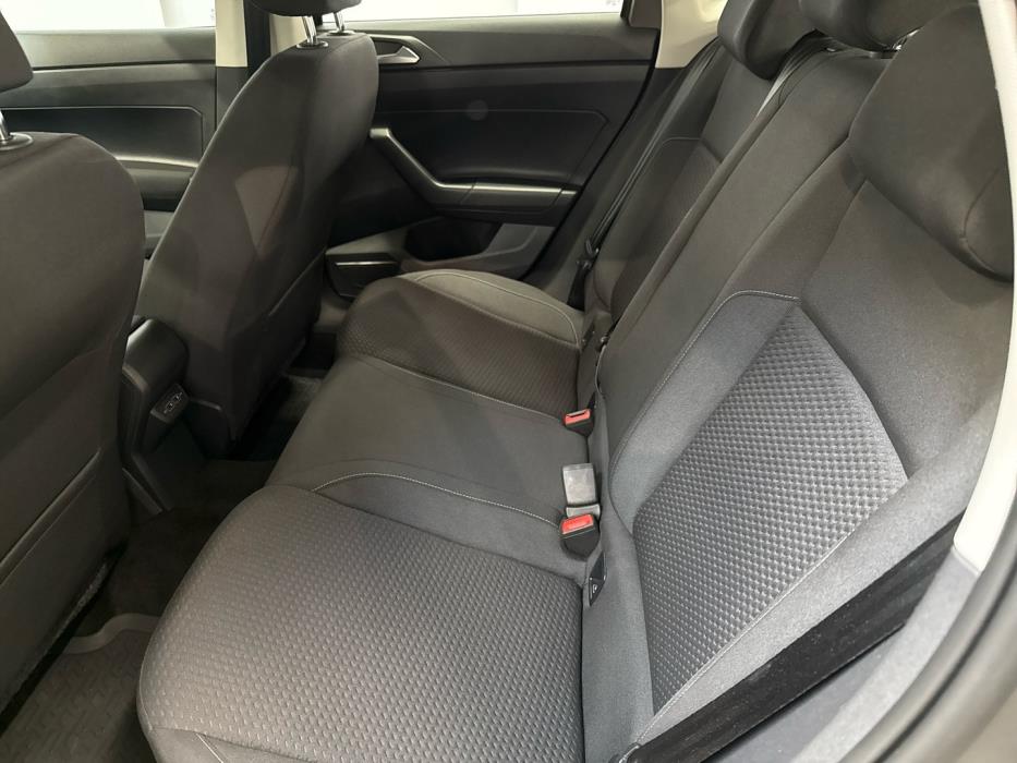 VOLKSWAGEN Polo 2020