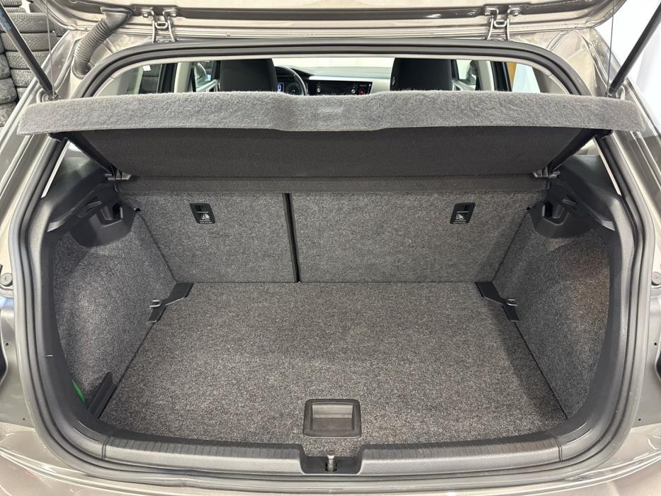 VOLKSWAGEN Polo 2020