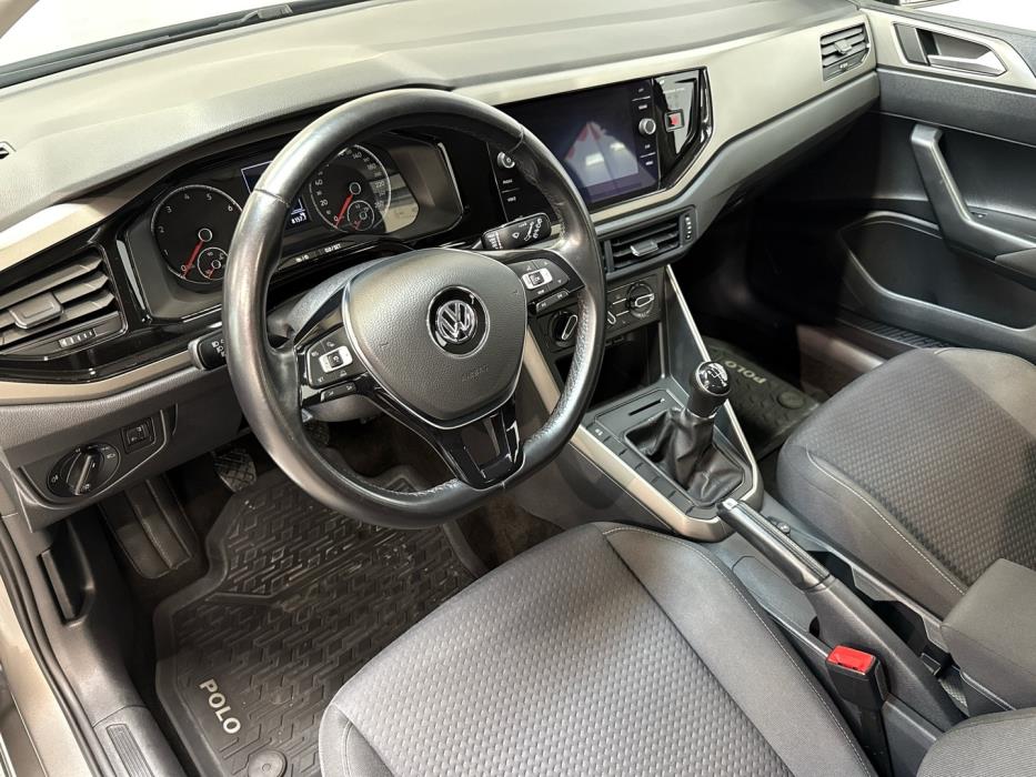 VOLKSWAGEN Polo 2020