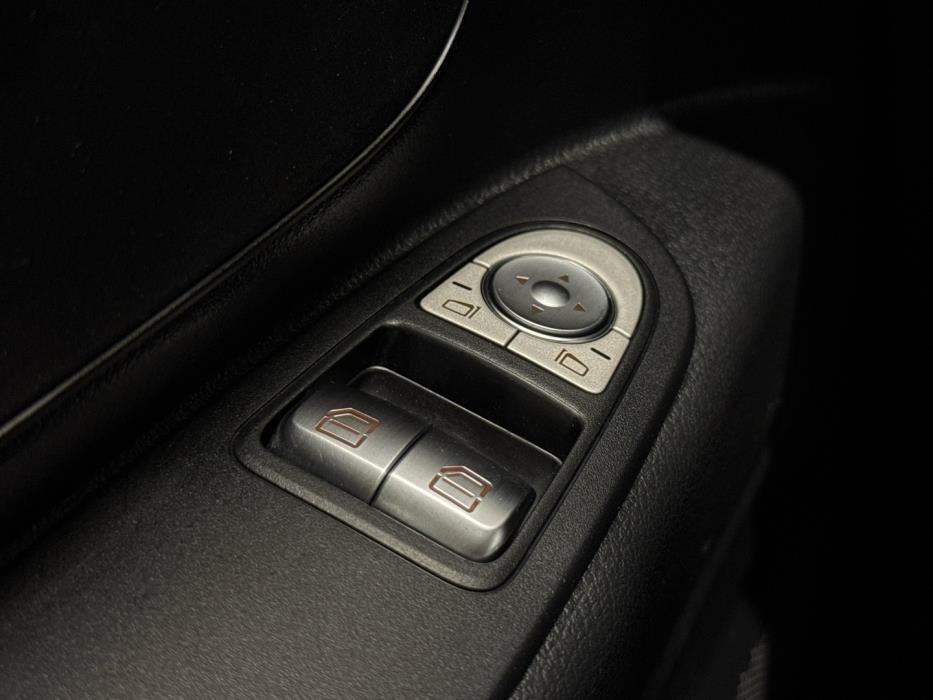 MERCEDES-BENZ Vito 2020