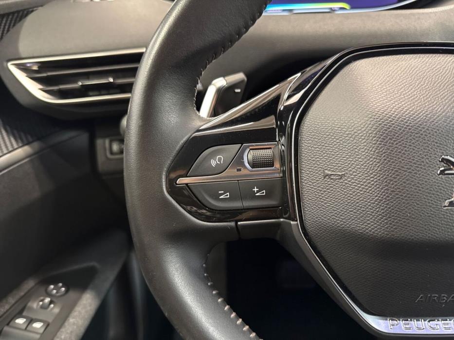 PEUGEOT 3008 2023