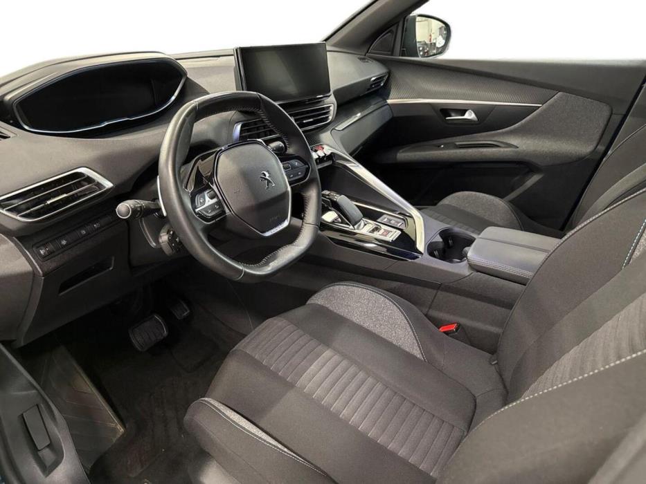 PEUGEOT 3008 2023