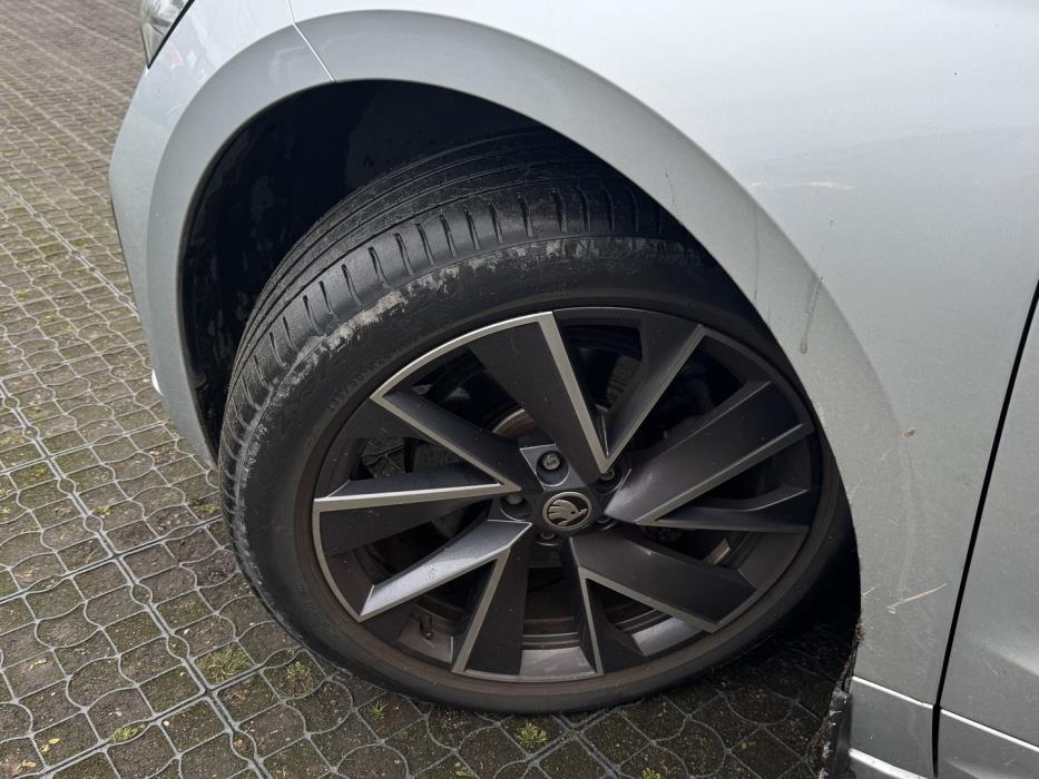 SKODA Enyaq 2023