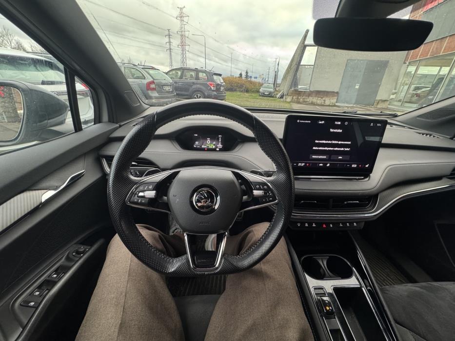 SKODA Enyaq 2023