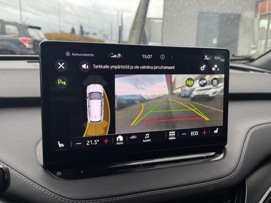 SKODA Enyaq 2023