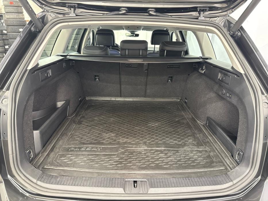 VOLKSWAGEN Passat 2021