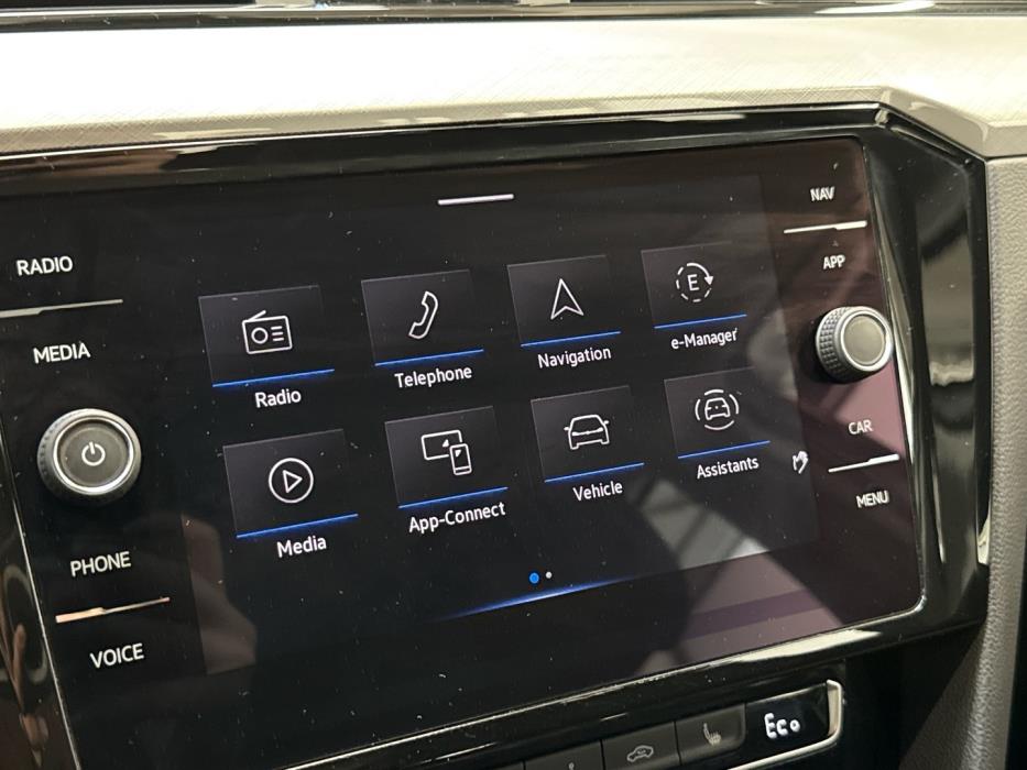 VOLKSWAGEN Passat 2020