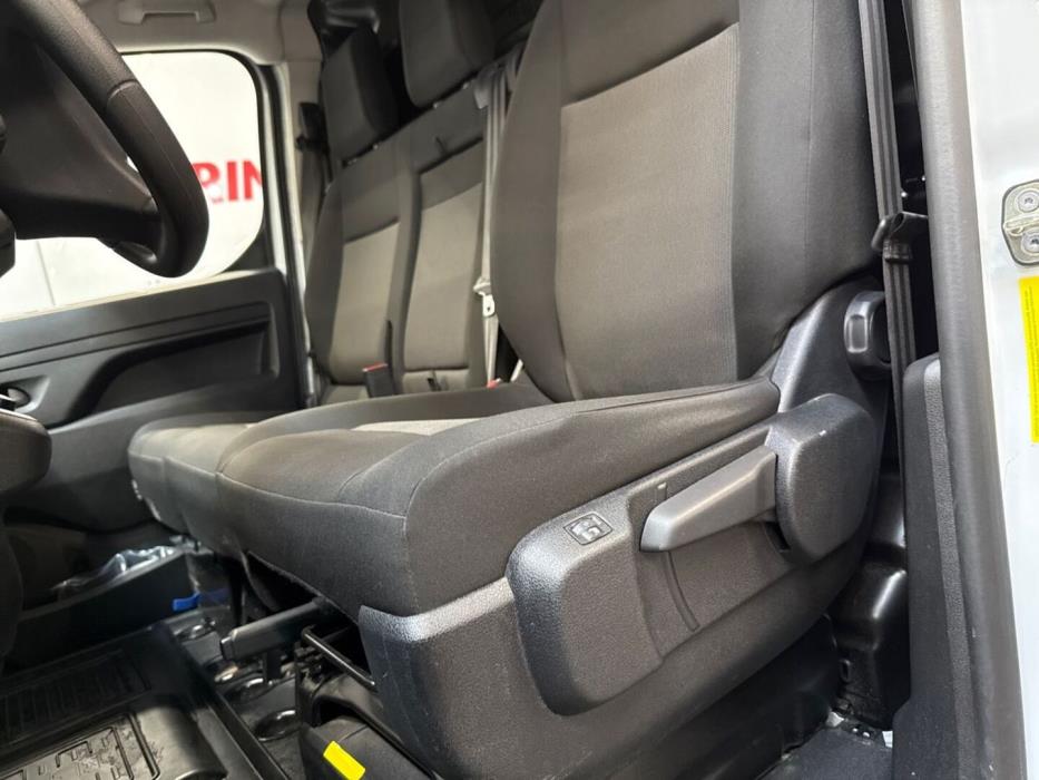 TOYOTA Proace 2024
