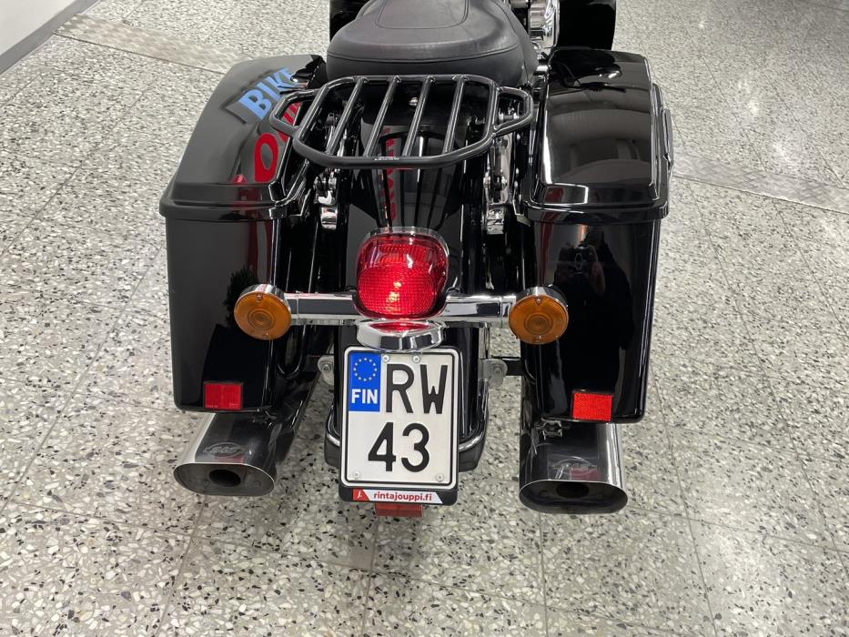 HARLEY-DAVIDSON TOURING 2009