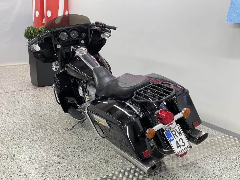 HARLEY-DAVIDSON TOURING 2009