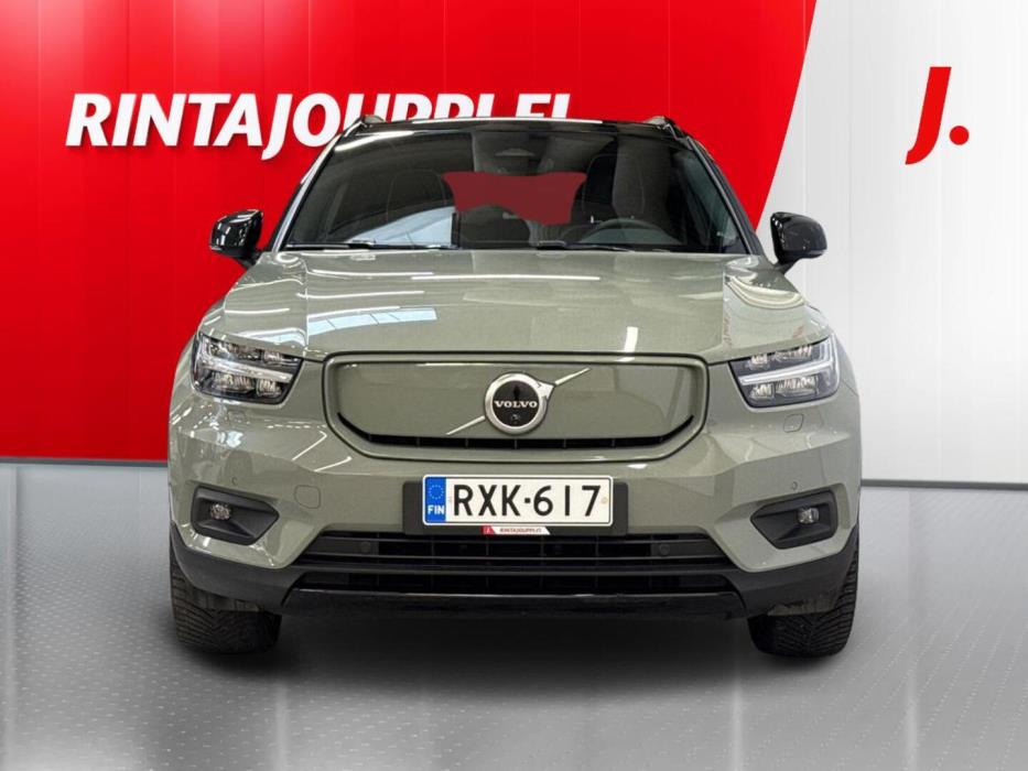 VOLVO XC40 2022