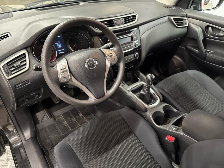 NISSAN Qashqai 2015