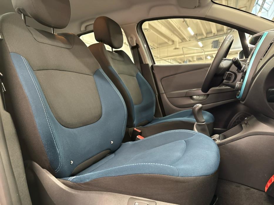 RENAULT Captur 2017