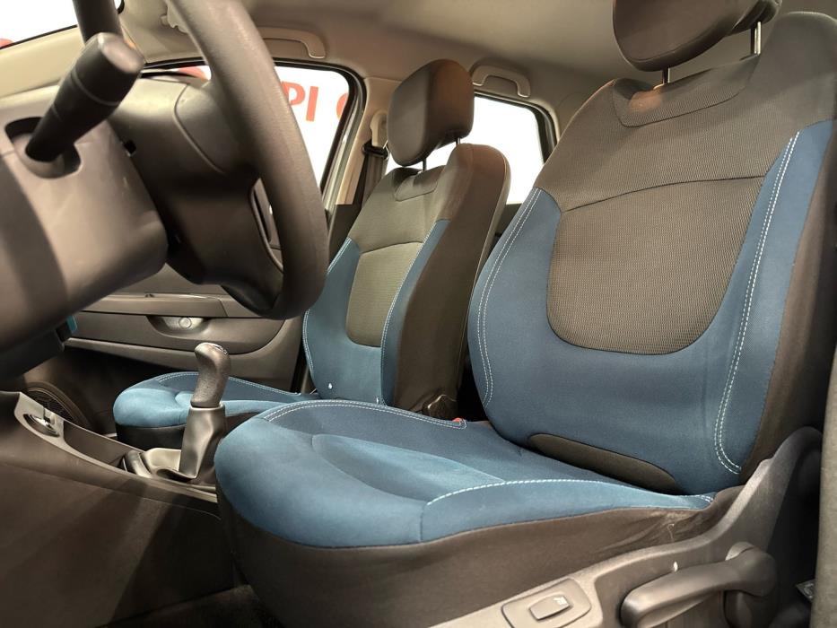 RENAULT Captur 2017