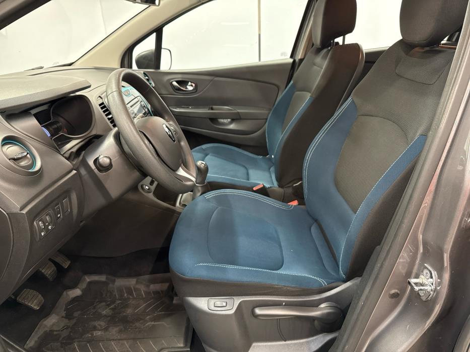 RENAULT Captur 2017