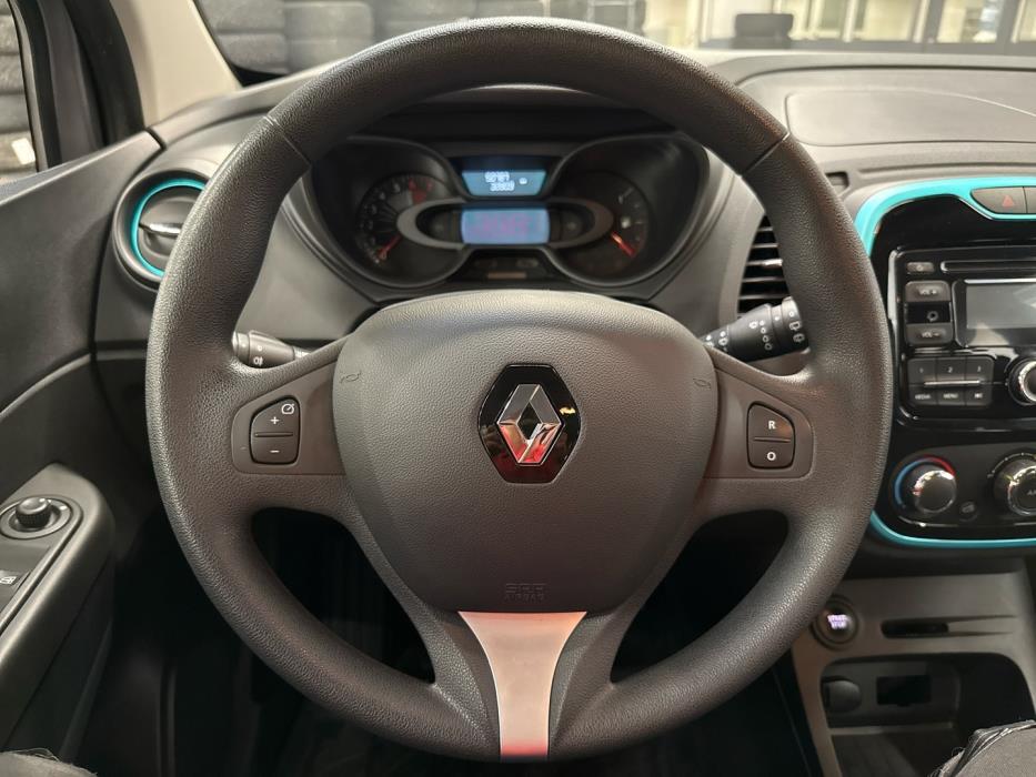 RENAULT Captur 2017