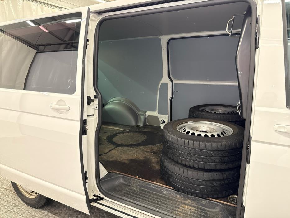 VOLKSWAGEN Transporter 2017
