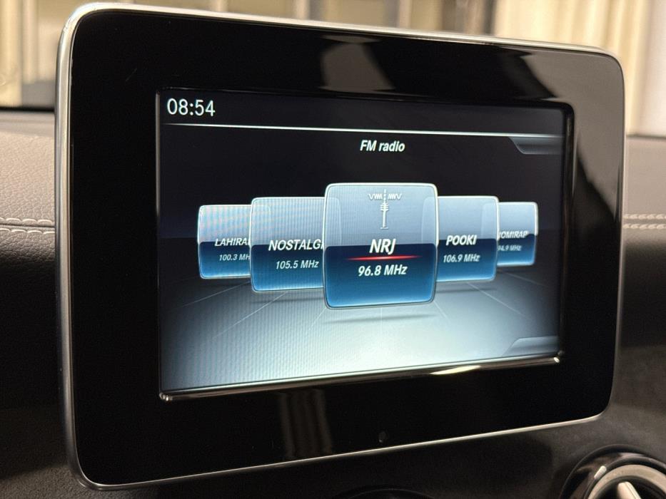 MERCEDES-BENZ A 2017