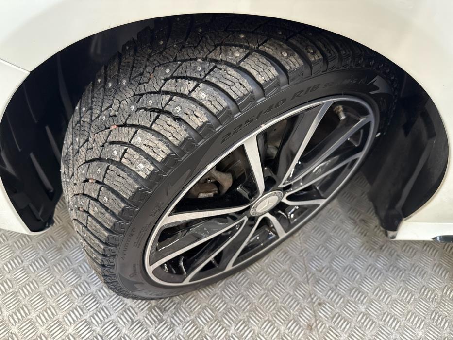 MERCEDES-BENZ A 2017