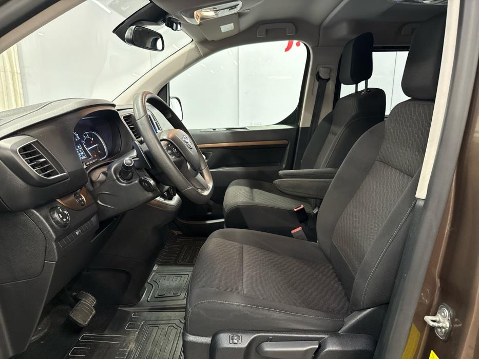 TOYOTA Proace Verso 2017