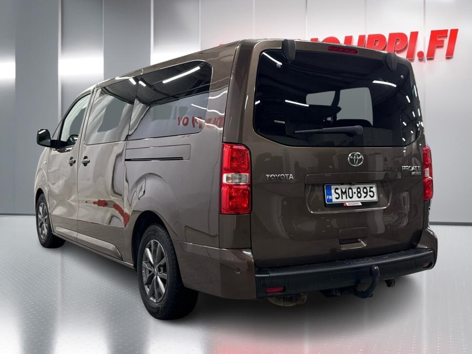 TOYOTA Proace Verso 2017