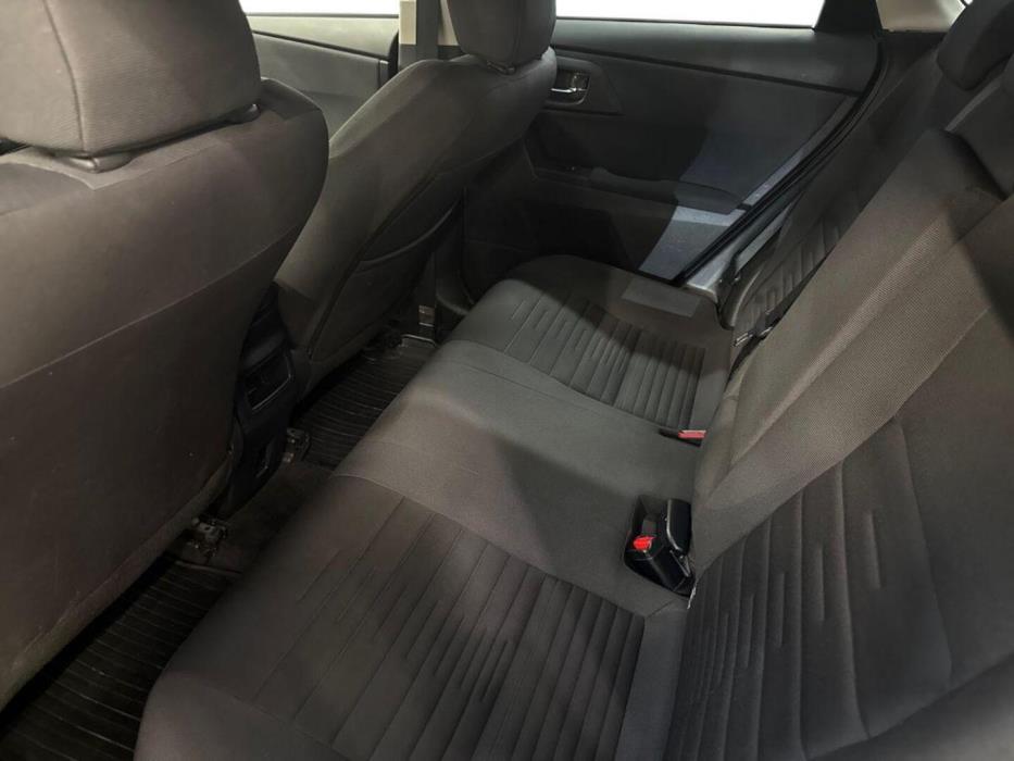TOYOTA Auris 2016