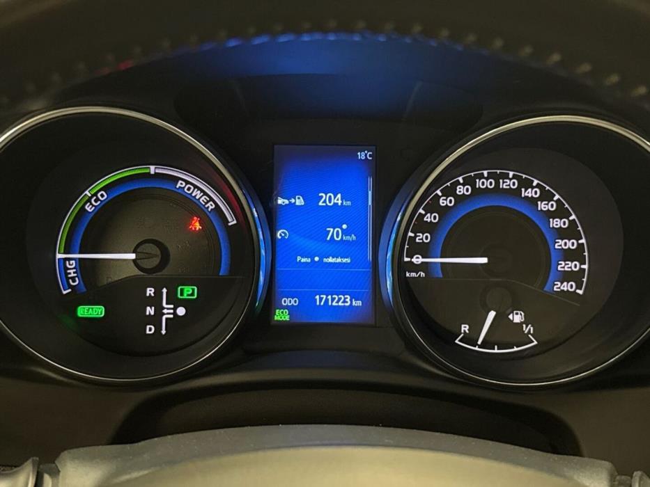 TOYOTA Auris 2016