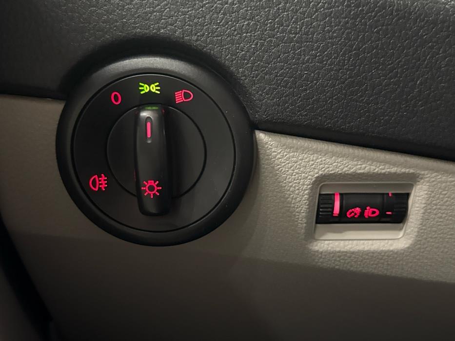 VOLKSWAGEN Transporter 2016