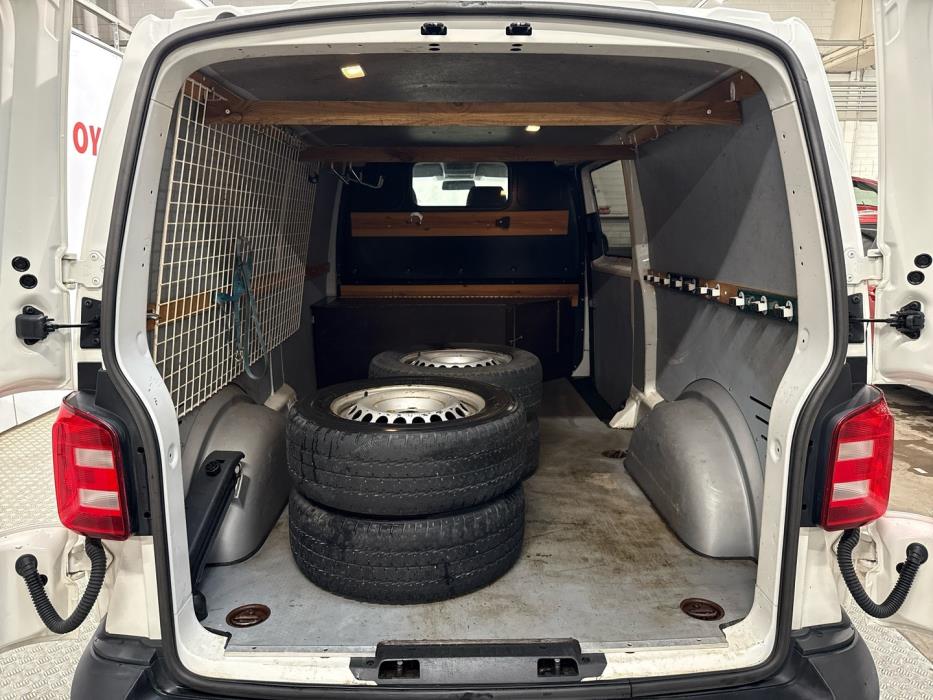 VOLKSWAGEN Transporter 2016