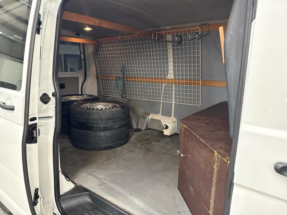 VOLKSWAGEN Transporter 2016