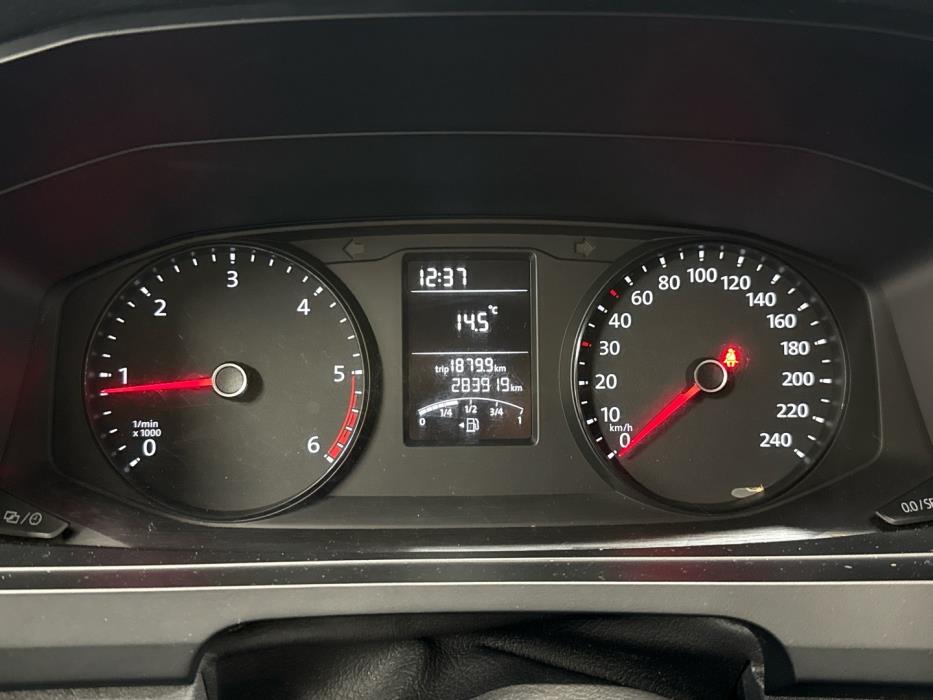 VOLKSWAGEN Transporter 2016