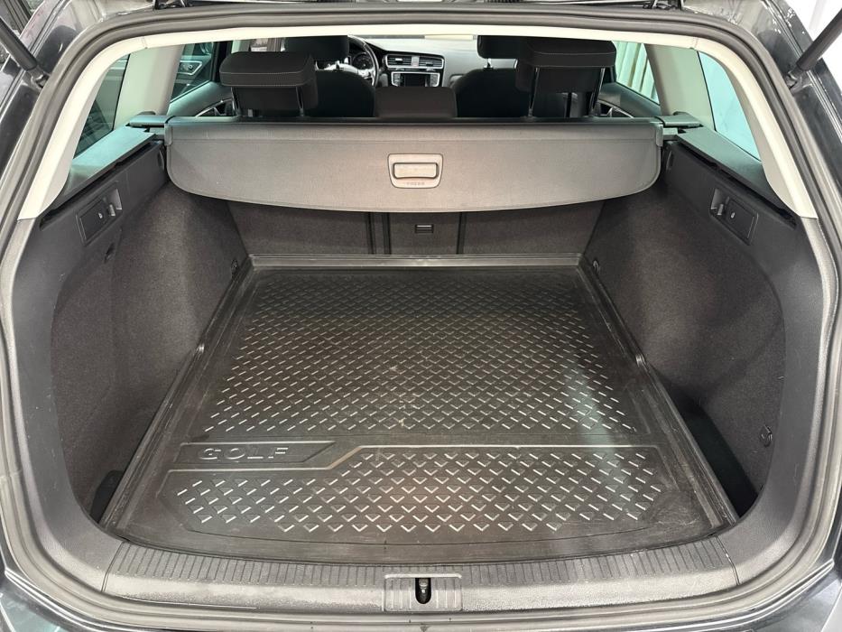 VOLKSWAGEN Golf 2017