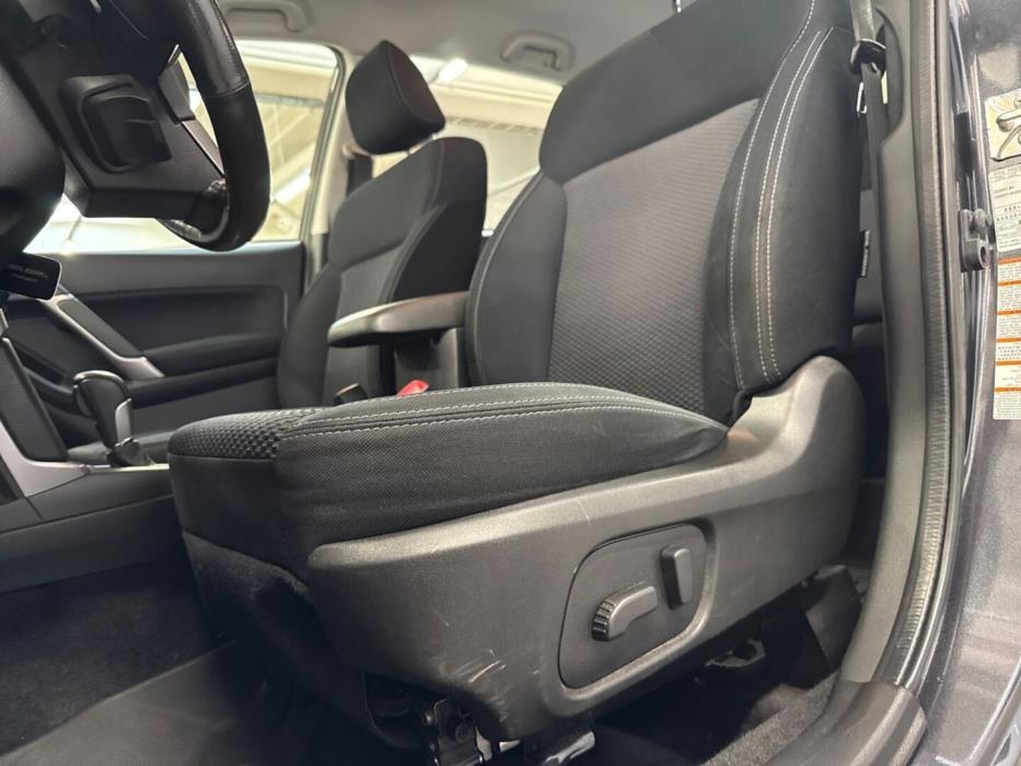 SUBARU Forester 2016