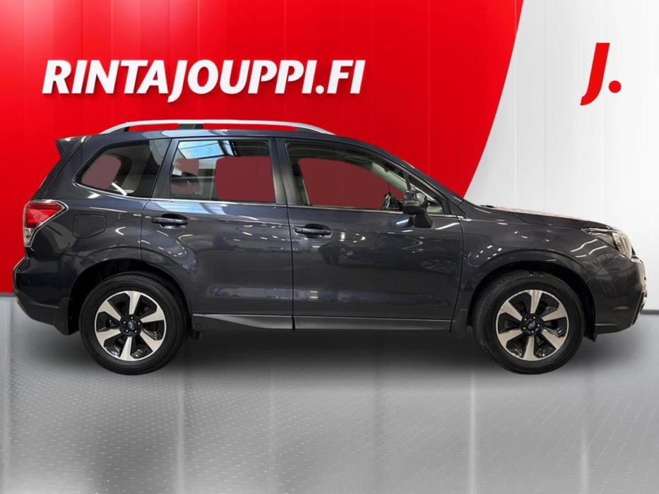 SUBARU Forester 2016