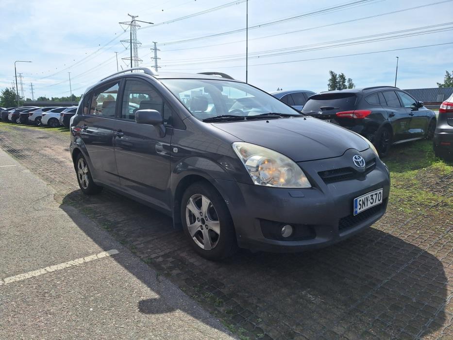 TOYOTA Corolla Verso 2008
