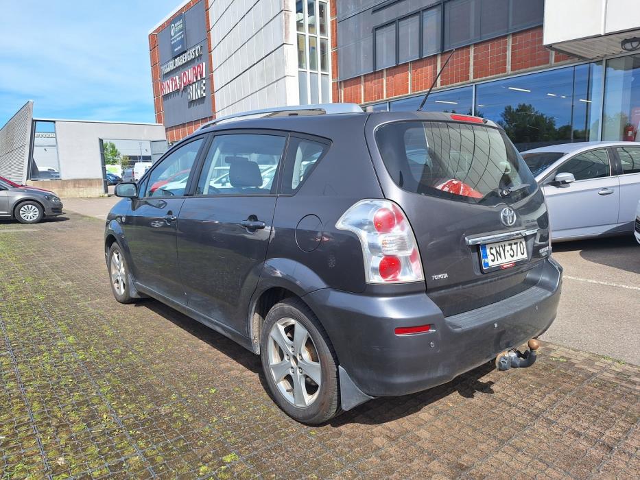 TOYOTA Corolla Verso 2008