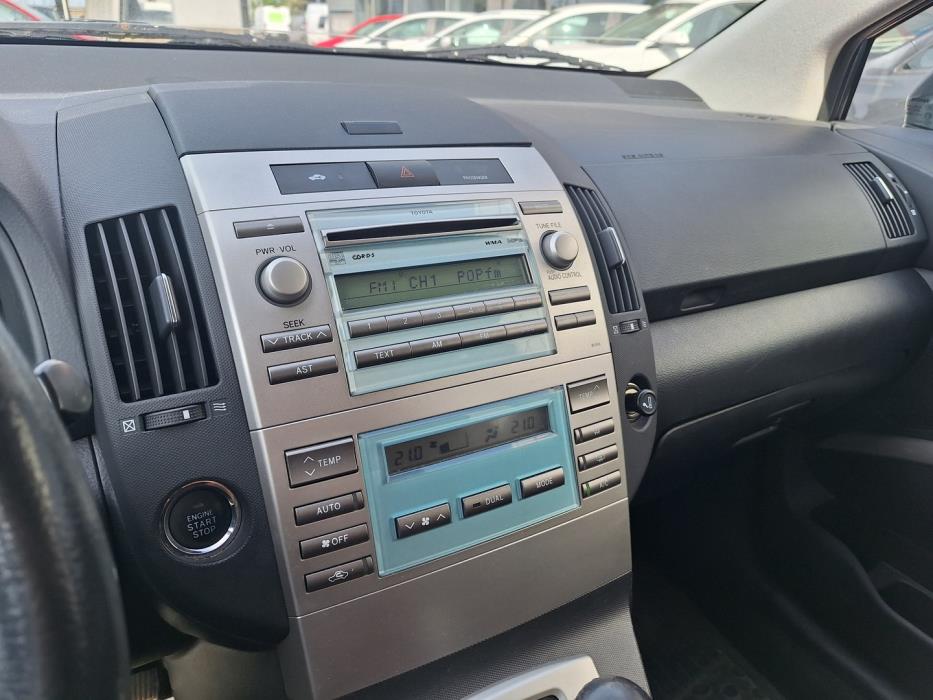 TOYOTA Corolla Verso 2008