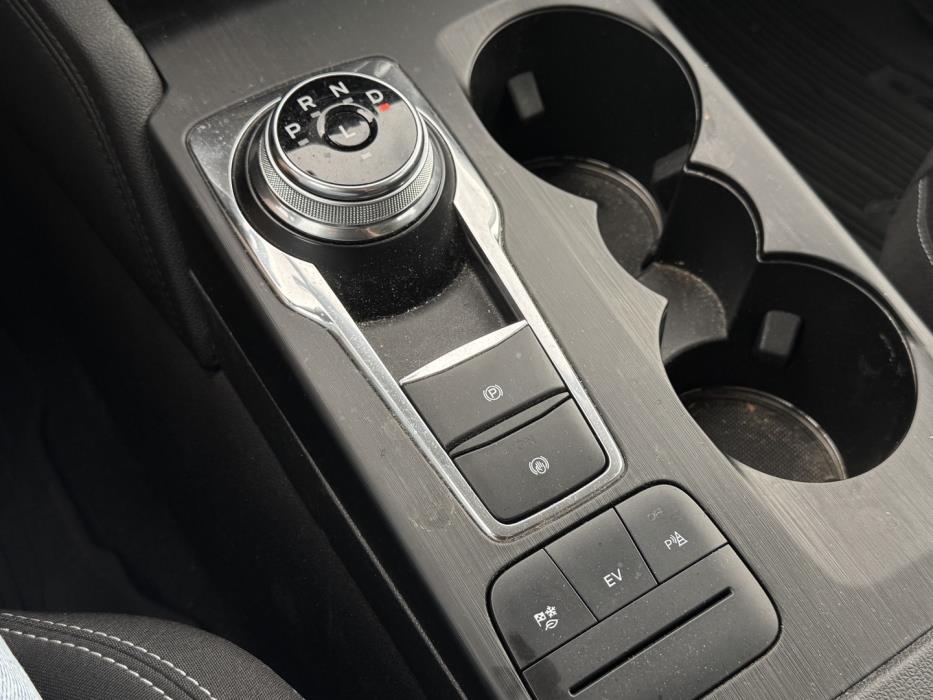 FORD Kuga 2021