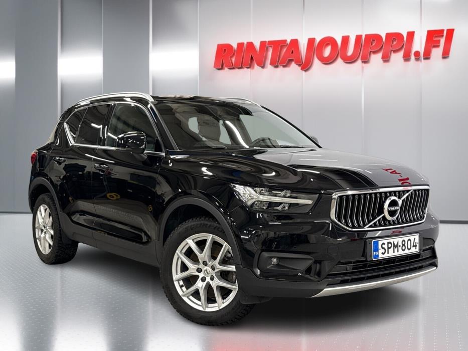 VOLVO XC40 2021
