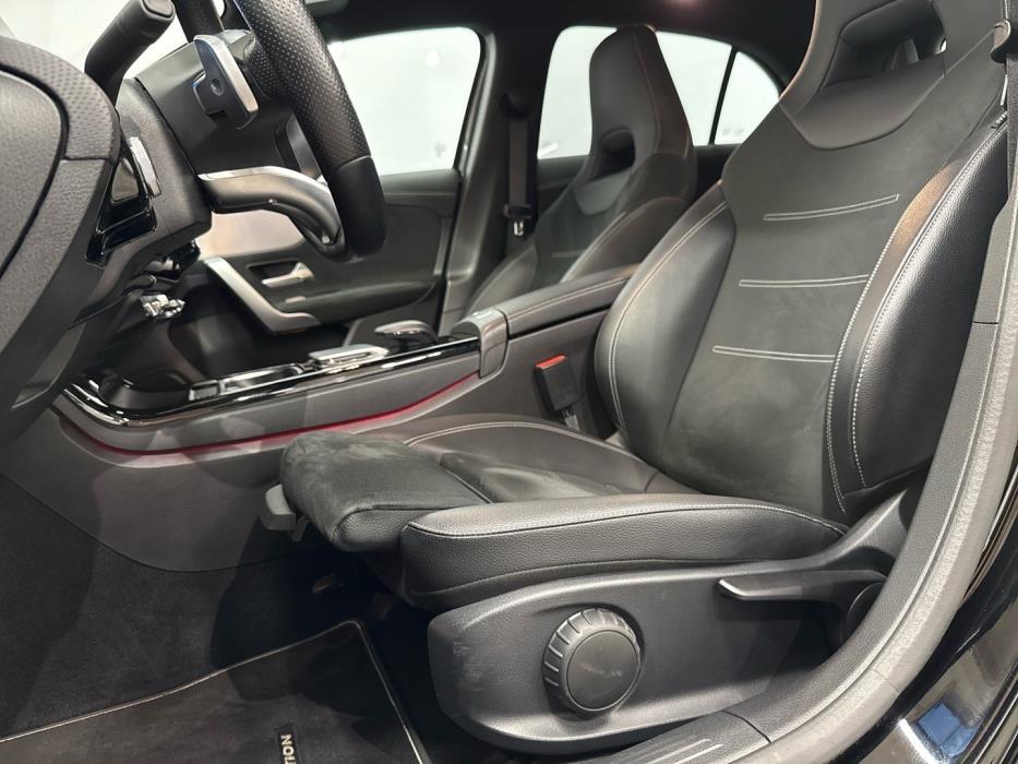 MERCEDES-BENZ A 2021